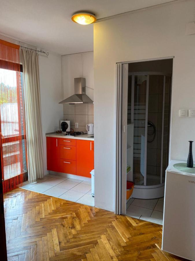 Apartmani Dana Sukošan מראה חיצוני תמונה