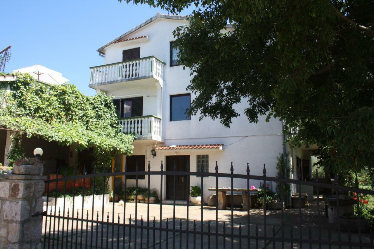 Apartmani Dana Sukošan מראה חיצוני תמונה