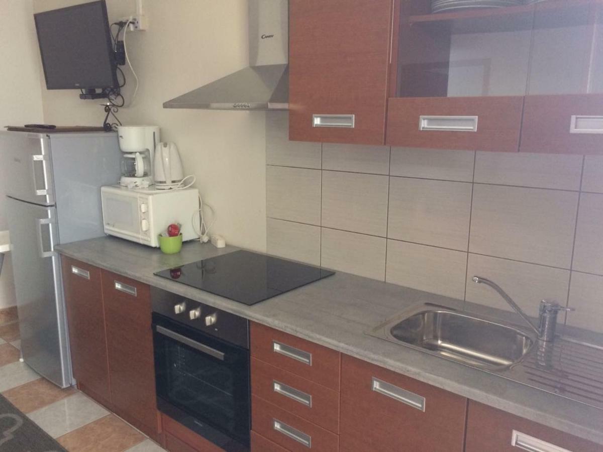 Apartmani Dana Sukošan מראה חיצוני תמונה