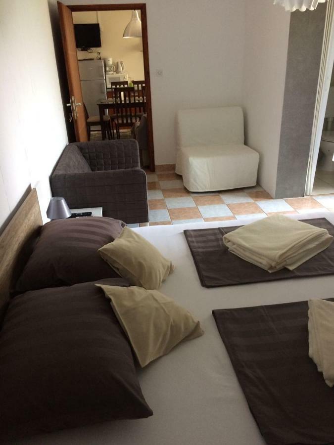 Apartmani Dana Sukošan מראה חיצוני תמונה