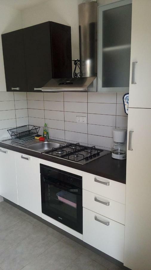 Apartmani Dana Sukošan מראה חיצוני תמונה