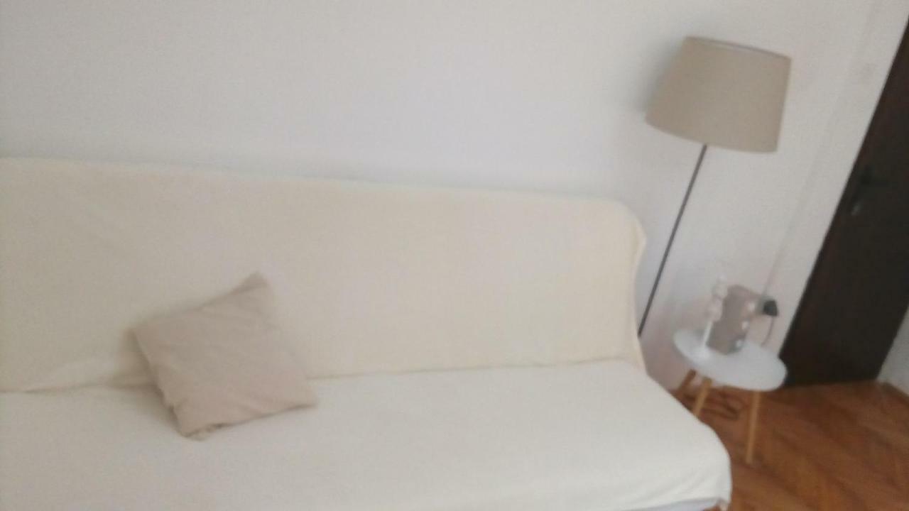 Apartmani Dana Sukošan מראה חיצוני תמונה